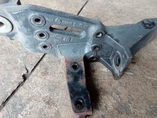 кронштейн рессоры DAF CF-series 1 поколение 2012, 12.9 л., MX 340, дизель, АКПП, правый руль, 1682111