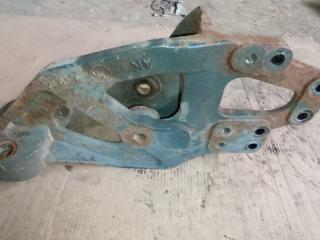 кронштейн рессоры DAF CF-series 1 поколение 2012, 12.9 л., MX 340, дизель, АКПП, правый руль, 1804753