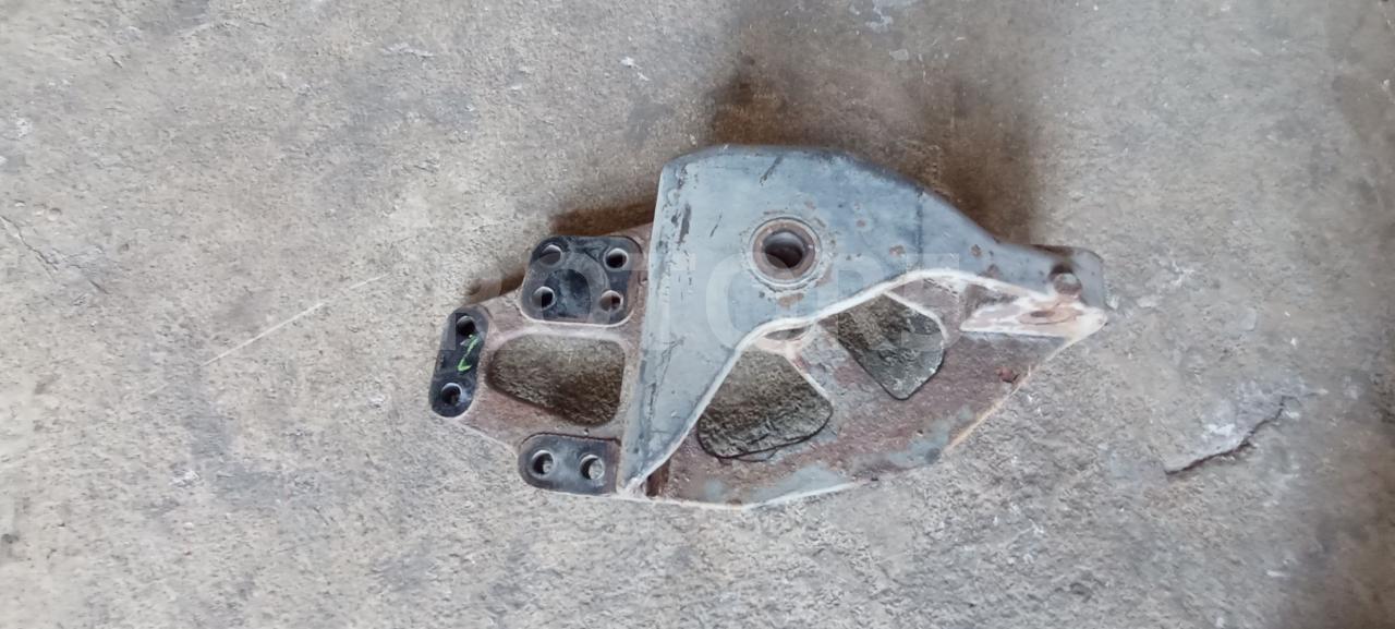 кронштейн рессоры DAF XF 105 1 поколение 2011, 12.9 л., MX 340, дизель, МКПП, 1606969 - фото №1