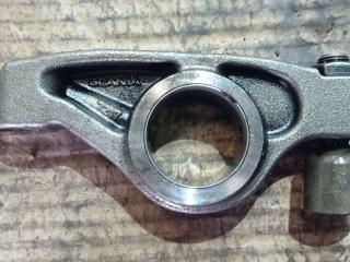 коромысло клапана (рокер) Scania 124 4 поколение 2004, 1521889