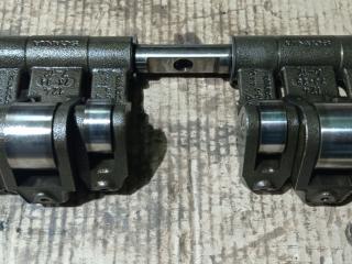 роликовый толкатель клапана (ось) Scania R 5 поколение 2010, 1512895, 1540120