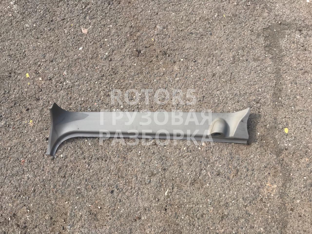 накладка стойки лобового стекла лев. DAF XF 105 1 поколение 2010, 12.9 л., MX 340, дизель, АКПП, 1690139 - фото №1
