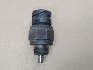 датчик заднего хода (лягушка) DAF CF-series 1 поколение 2013, 12.9 л., MX 340, дизель, АКПП, красный, правый руль, 0501210856