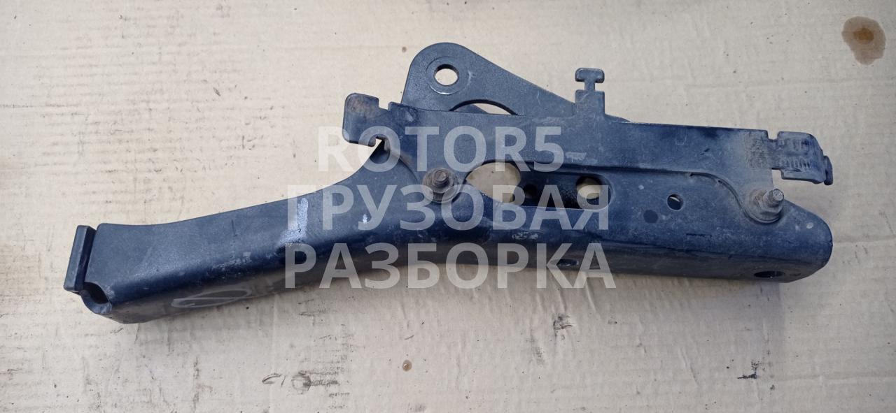 кронштейн амортизатора (подушки) кабины передний MAN TGX 1 поколение 2016, 12.4 л., D 2676 LF 46, дизель, АКПП, правый руль, 81417010092 - фото №1