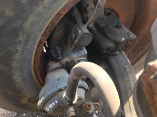 суппорт задний левый DAF CF-series 1 поколение 2013, 12.9 л., MX 340, дизель, АКПП, красный, правый руль, 1862290