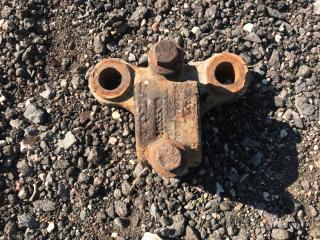 крепление стабилизатора / втулки стабилизатора Volvo FH 2 поколение 2007, 12.8 л., D13A400, дизель, 20555319, 3173988