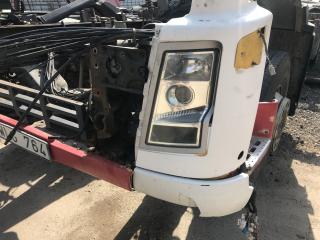 облицовка фары левая Volvo FH 12 поколение 2005, 12.1 л., D12D460, дизель