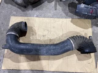 патрубок воздушного фильтра DAF XF 105 1 поколение 2013, 1637940