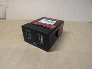 разъем AUX / USB Hyundai Tucson 4 поколение 2021, 2.0 л., дизель, 96125N9500NNB