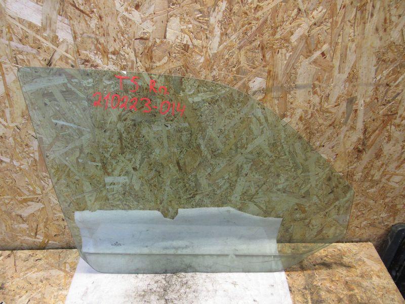 стекло двери передней правой Volkswagen Multivan T5 2005 - фото №1