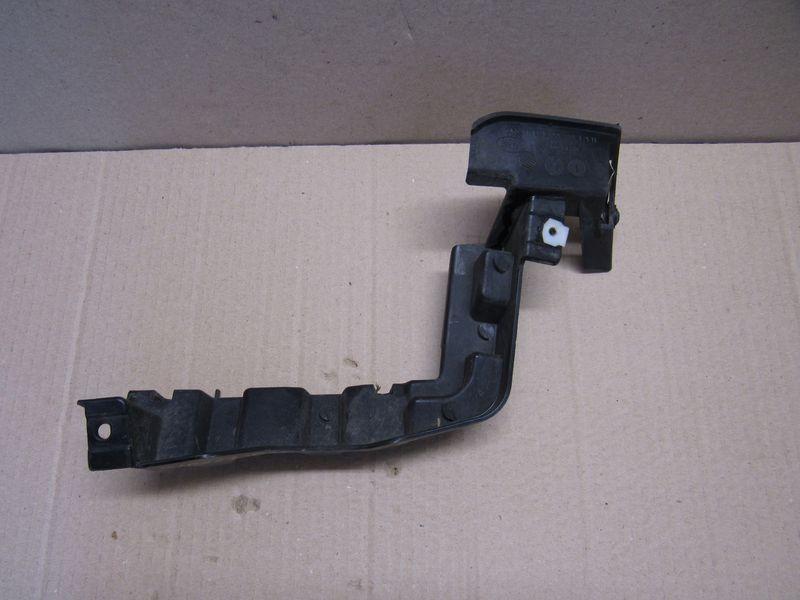 Крепление бампера переднего Land Rover Range Rover 4 поколение 2014, CK5217B919AA - фото №1