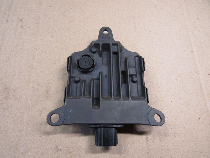 датчик мертвых (слепых) зон Toyota RAV4 5 поколение (XA50) 2019, 2.5 л., гибрид, 88162-42090 - фото №1