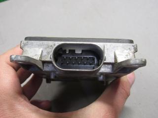 датчик мертвых (слепых) зон BMW 7 серия F01/F02 2011, 6851150