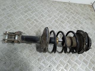 стойка передняя левая Toyota Avensis 1 поколение (T220) [рестайлинг] (2000 - 2003), 2.0 л., D-4D, дизель