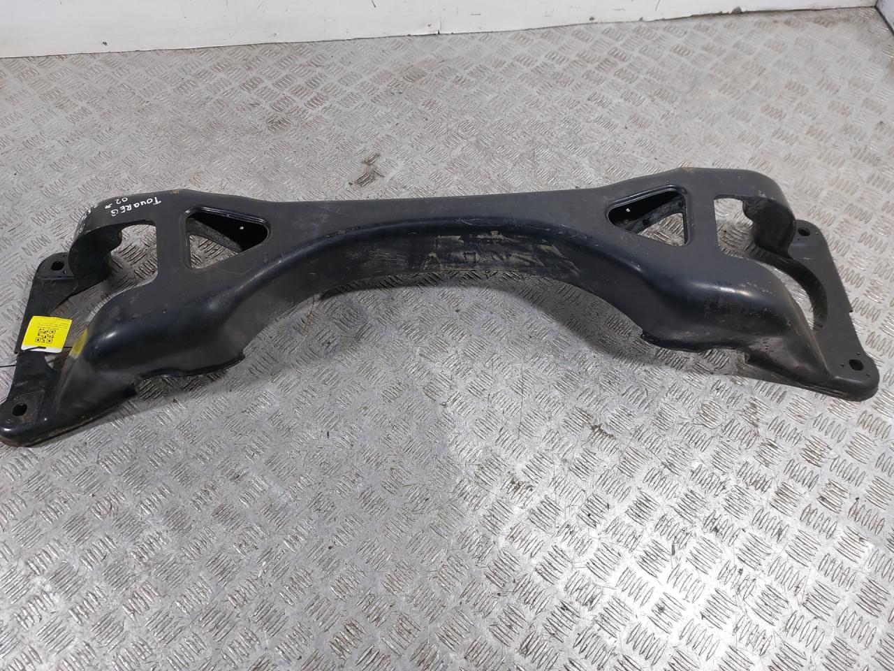 балка подвески задняя Volkswagen Touareg 1 поколение (2002 - 2007), 2.5 л., TDi, дизель, полный привод - фото №1