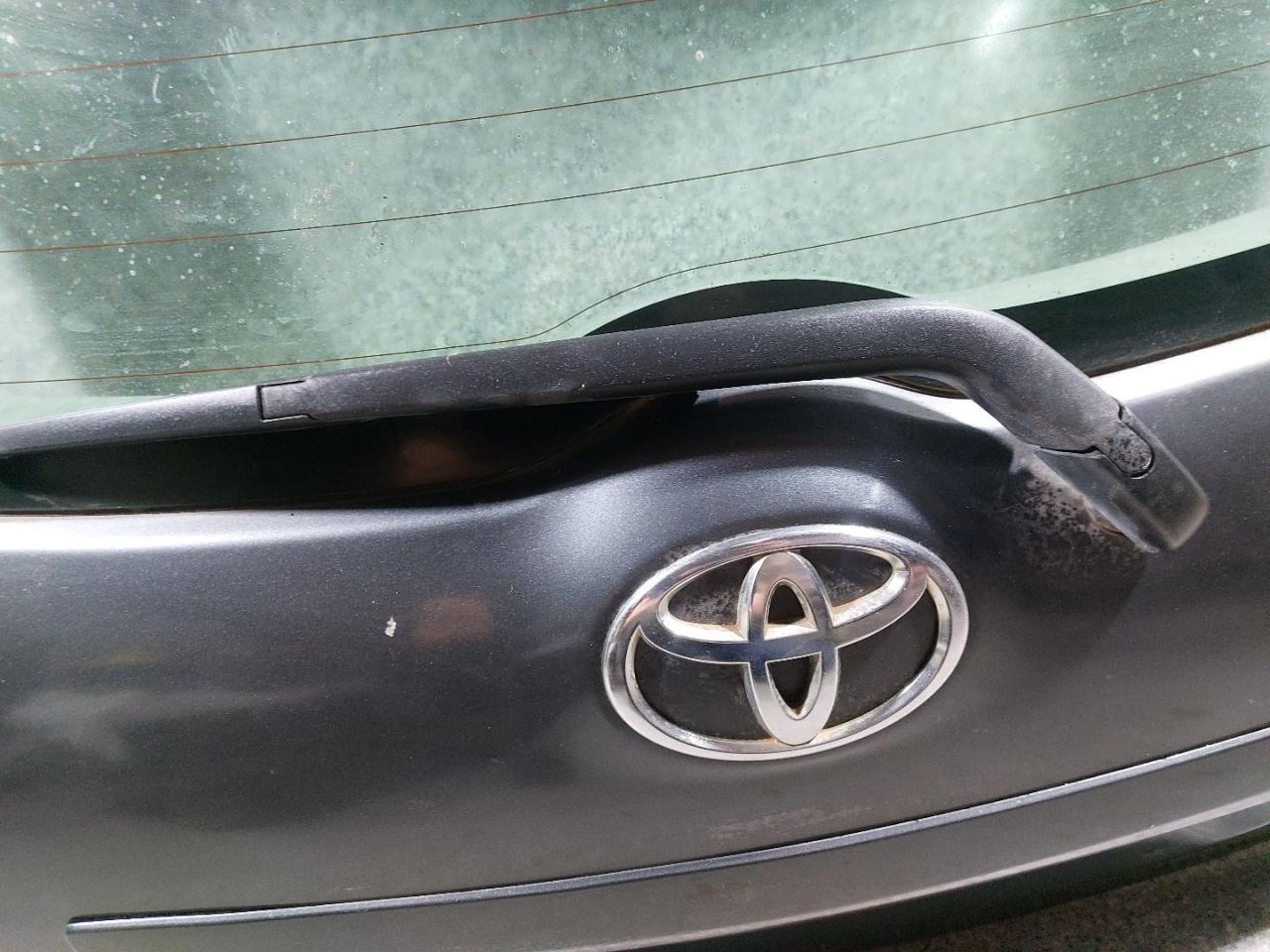 щеткодержатель задний Toyota Auris 1 поколение (2006 - 2009) - фото №1