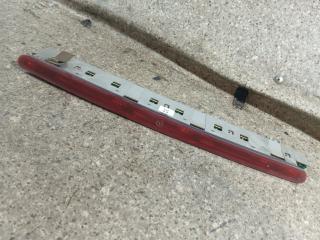 дополнительный стоп-сигнал Mercedes-Benz C-Класс W203/S203/CL203 (2000 - 2004), седан