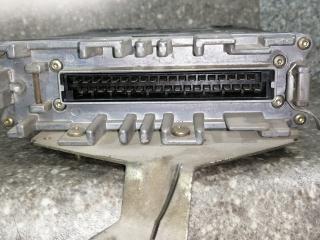 блок управления двигателем Volkswagen Passat B3 1991