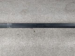 молдинг двери передней правой Audi 100 4A/C4 1992