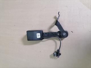 замок ремня безопасности BMW 6 серия G32 2018, 3.0 л., B58 B30 A, бензин, АКПП, mineral-weiss metallic а96, лифтбэк, полный привод, 7382247