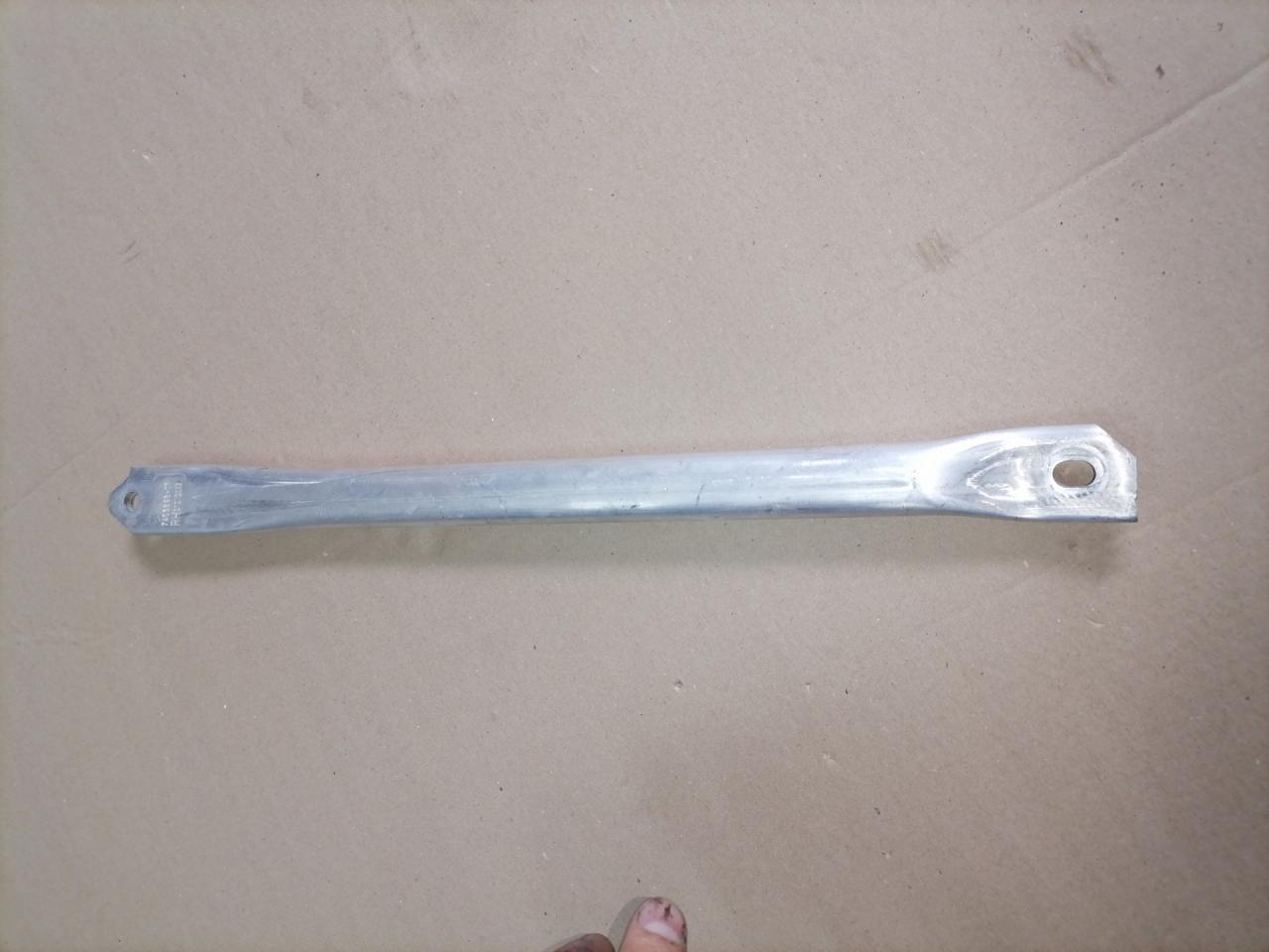 распорка стоек BMW X3 G01 2020, 3.0 л., B58B30B, бензин, АКПП, glacier-silber metallic, внедорожник 5 дв., полный привод, 7403886, 51617403886 - фото №1
