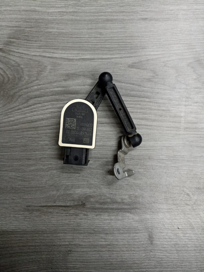 датчик дорожного просвета задний BMW 5 серия G30/G31 G30 2020, 2.0 л., B46 B20 B, бензин, АКПП, седан, задний привод, 37146870000, 6870000 - фото №1