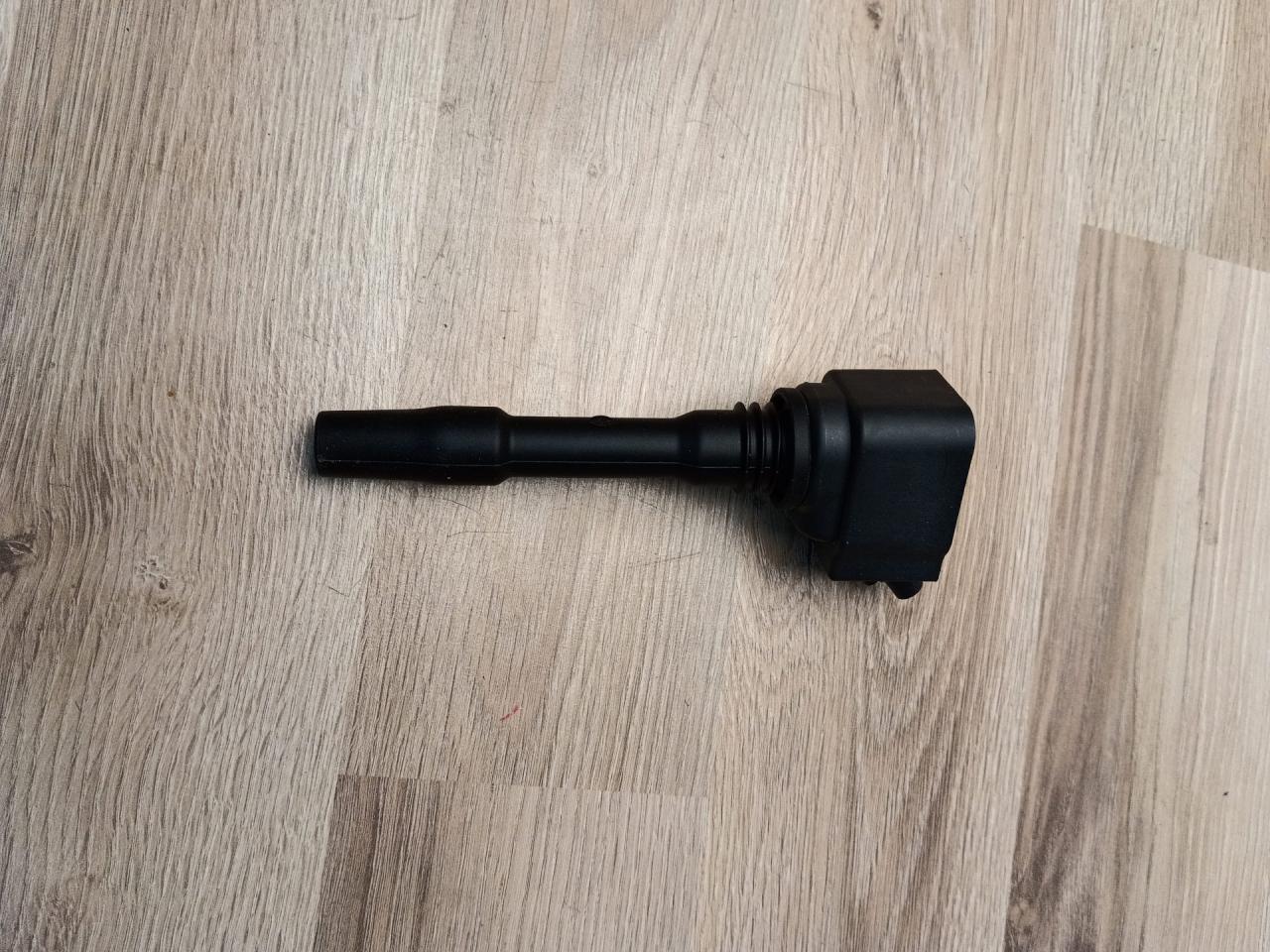 катушка зажигания BMW X5 G05 2021, 3.0 л., B58B30C, бензин, АКПП, sophisto-grau brillant metallic, внедорожник 5 дв., полный привод, 8643360, 12138643360 - фото №1