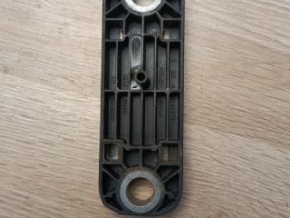 крепление стабилизатора / втулки стабилизатора BMW X5 G05 2021, 3.0 л., B58B30C, бензин, АКПП, sophisto-grau brillant metallic, внедорожник 5 дв., полный привод, 31356896389, 6896389