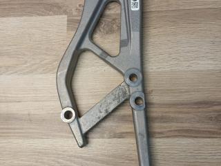 Кронштейн балки BMW X3 G01 [рестайлинг] G01 2022, 2.0 л., B46 B20 B, бензин, АКПП, a300, внедорожник 5 дв., полный привод, 31106878780, 6878780