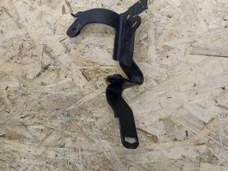 кронштейн (крепление) BMW 5 серия G30/G31 2019, 4.4 л., N63 B44 C, бензин, АКПП, rhodonite silver metallic, седан, полный привод, 17138482531, 8482531