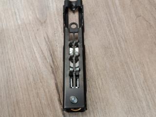 механизм регулировки высоты ремня безопасности левый BMW X7 G07 2019, 4.4 л., N63B44D, бензин, АКПП, 416, внедорожник 5 дв., полный привод, 7489379