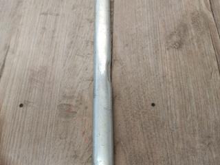 распорка стоек BMW X5 G05 2022, 3.0 л., B58B30C, бензин, АКПП, c27, внедорожник 5 дв., полный привод, 51617337924, 7337924