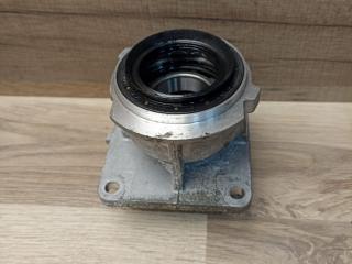 кронштейн полуоси BMW X5 G05 [рестайлинг] G05 2024, 4.4 л., S68B44A, бензин, АКПП, c5a, внедорожник 5 дв., полный привод, 8699442, 31508699442