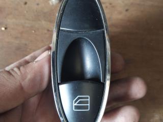 кнопка стеклоподъемника двери Mercedes-Benz E-Класс W211/S211 2005, 2.1 л., CDi, OM 646.961, дизель, АКПП, серебро, седан, задний привод, правый руль, A2118218651