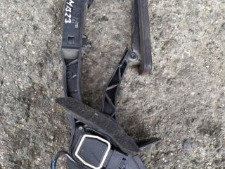 педаль Mercedes-Benz E-Класс W211/S211 2003, A2113000404