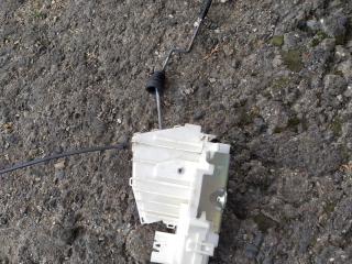 замок двери задней правой Mercedes-Benz M-Класс W164 2006, 3.2 л., дизель, АКПП, серебряно голубой, полный привод, правый руль, A1697302235