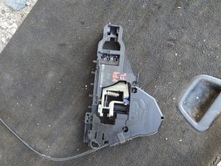 скелет ручки двери передней левой Mercedes-Benz M-Класс W164 2006, 3.2 л., дизель, АКПП, серебряно голубой, полный привод, правый руль