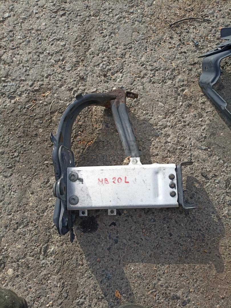 клык бампера передний левый Mercedes-Benz E-Класс W211/S211 2003, 2.2 л., дизель, АКПП, белый, седан - фото №1