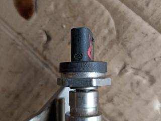 датчик давления топлива Mercedes-Benz GLK-Класс X204 [рестайлинг] 2014, 3.5 л., бензин, АКПП, внедорожник 5 дв., A2781530728, 0261545102