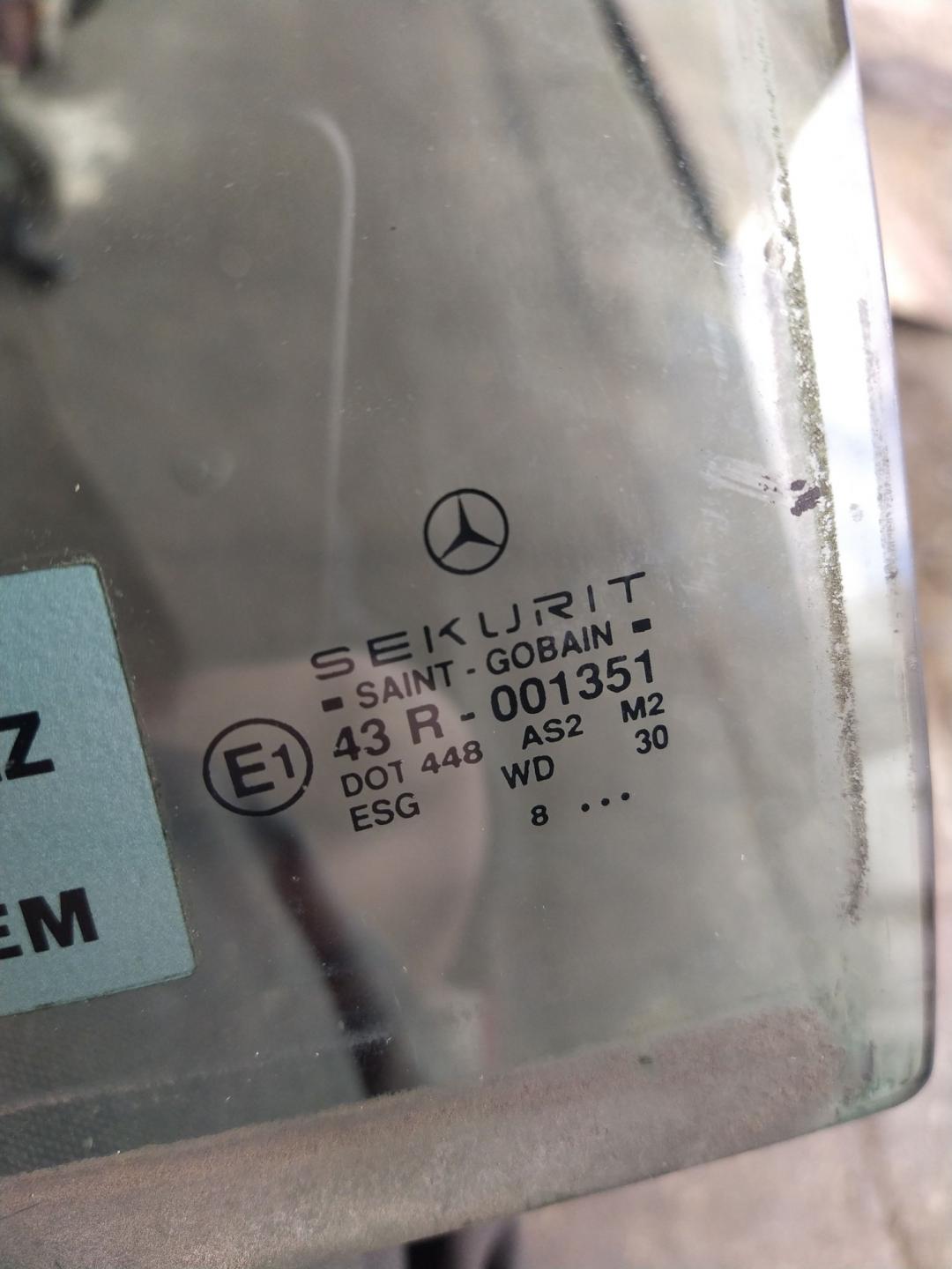 стекло двери задней правой Mercedes-Benz A-Класс W168 1998, 1.6 л., M 166.960, бензин, хетчбэк 5 дв. - фото №1