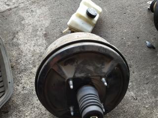 вакуумный усилитель тормозов Mercedes-Benz Vito W639 2005, 2.2 л., OM 646.983, дизель, 0014300108