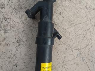 форсунка омывателя фары левая Mercedes-Benz C-Класс W203/S203/CL203 2001, 2.2 л., OM 611.962, дизель, седан, 2038600647