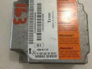 блок AirBag Mercedes-Benz M-Класс W163 [рестайлинг] 2003, 4.0 л., дизель, АКПП, черный, внедорожник 5 дв., 1635422918, A1635422718, A1635422218