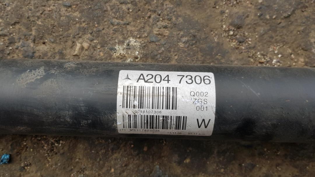 карданный вал Mercedes-Benz C-Класс W204/S204 2009, 2.1 л., OM 646.811, дизель, АКПП, черный, седан, правый руль, A2044107306 - фото №1