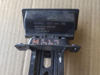 кнопка ручного тормоза (ручника) Mercedes-Benz M-Класс W163 [рестайлинг] 2003, 4.0 л., дизель, АКПП, черный, внедорожник 5 дв., A1634270020