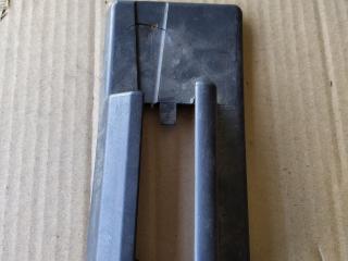 Пластик салазок сидений Mercedes-Benz M-Класс W164 2007, A1649190420