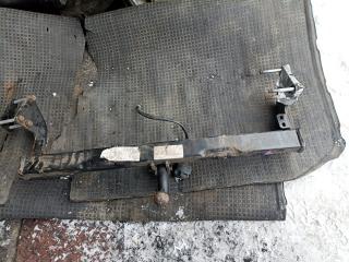прицепное устройство (фаркоп) Mercedes-Benz Vito W639 2004, 2.2 л., OM 646.983, дизель, МКПП, белый, задний привод