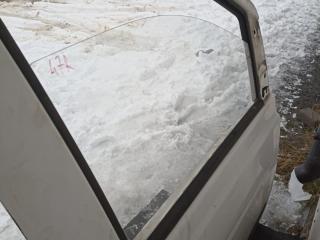 стекло двери передней правой Mercedes-Benz Vito W639 2004, 2.2 л., OM 646.983, дизель, МКПП, белый, задний привод