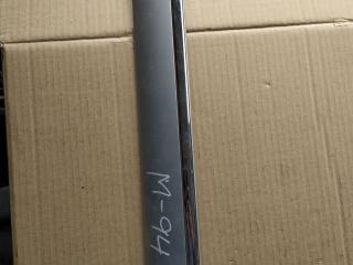 молдинг крыла заднего левого Mercedes-Benz R-Класс W251 2007, A2156900562