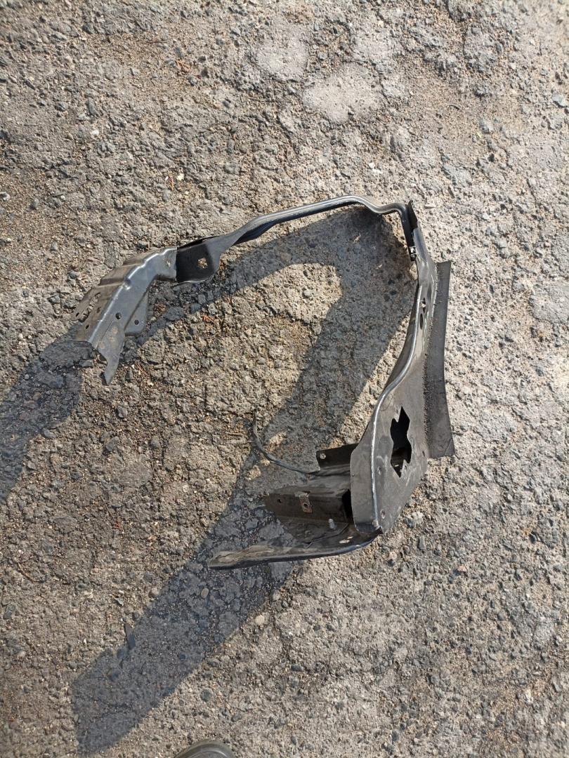 очко фары правой Mercedes-Benz CLS-Класс C219 2007 - фото №1